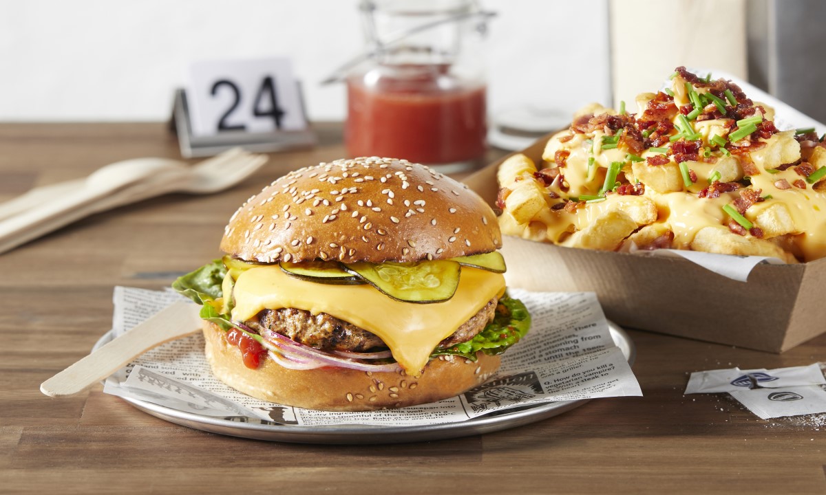 Dairy Farmers Cheese – The Perfect Choice for Burger Buns